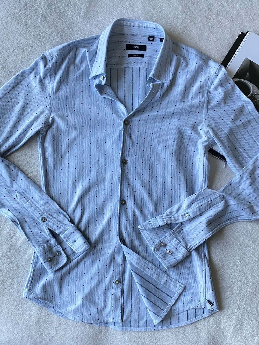 Hugo Boss Slim Fit Light Blue Dot Stripe Button Down Shirt Women’s sz Small